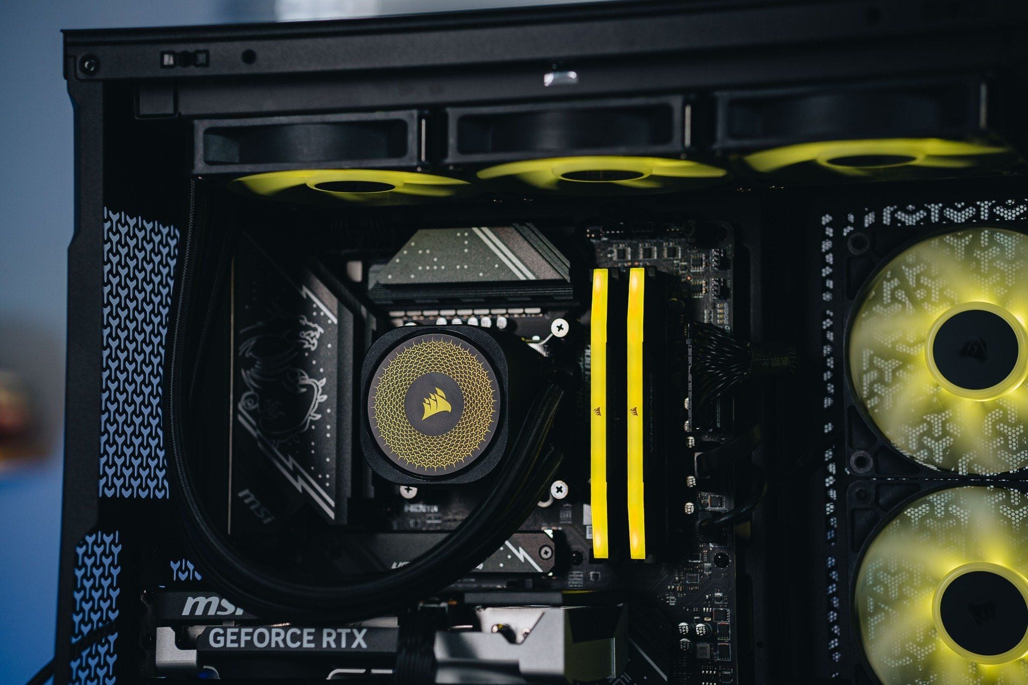 PC MAO Intel i7-14700F VGA RTX 5060